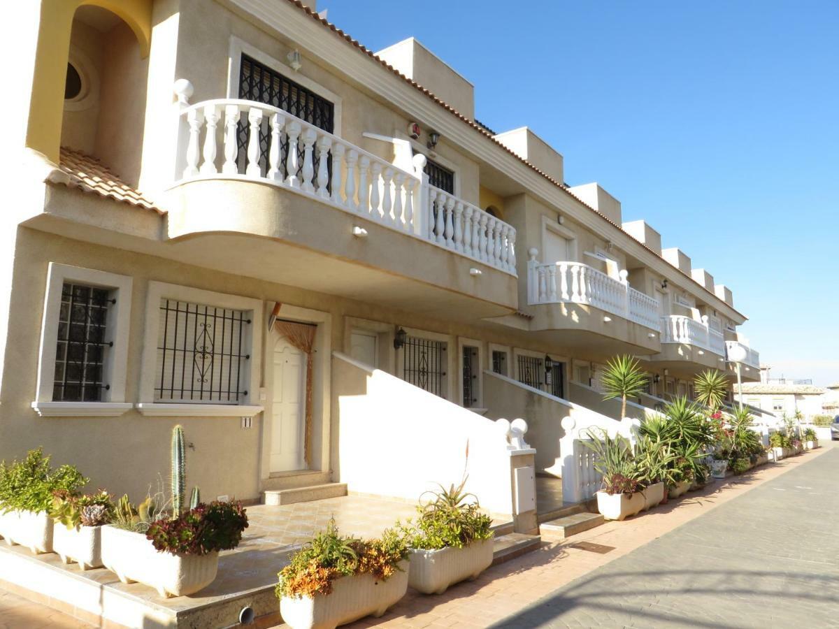 Casa Para Descanso Dehesa de Campoamor  外观 照片